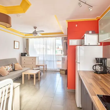 Penthouse In Old Town, 100m From The Apartamento *